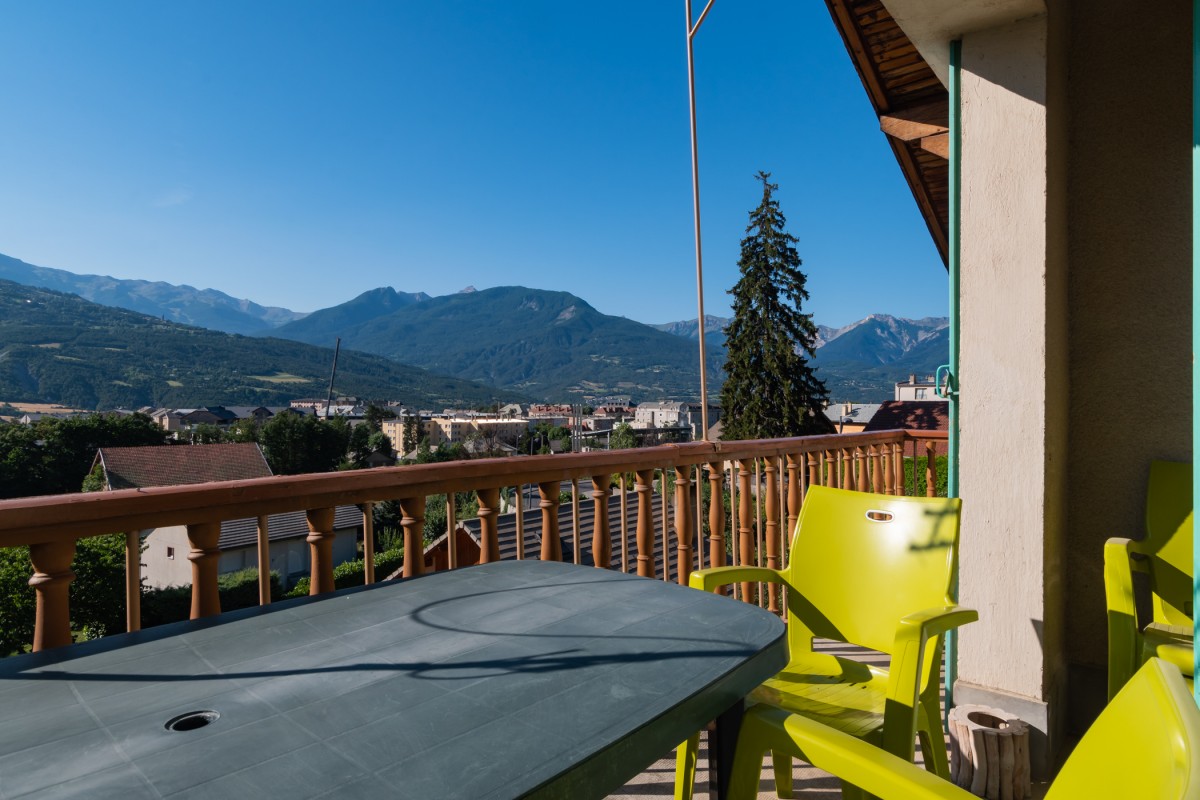 embrun balcon table