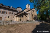 abbaye cote jardin aile convert chapelle
