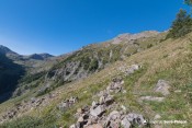 cabane de la dent en contrebas sentier col tourettes