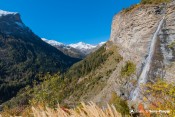 cascade pisse doree