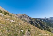col tourettes en vue depuis sentier en balcon