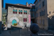 maison chanonge depuis porche cathedrale