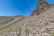 sentier sous le col tourettes