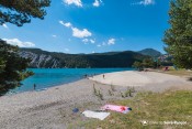 serviettes eaux bleues plage port saint pierre